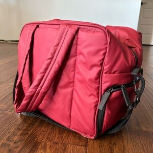 Calpak luka duffle 
Burgundy